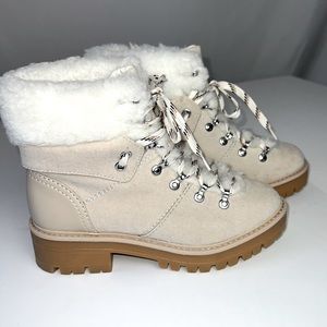 Cream Linen Sherpa Booties Lace Up Time & Tru 6.5